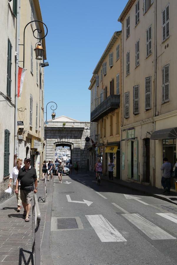 Vieille Ville 1 - Luca'S Apartment, 1 Bedroom, Max 2 Adults And 2 Kids Antibes Luaran gambar