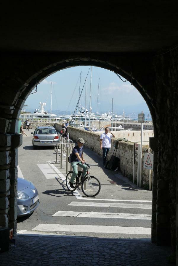 Vieille Ville 1 - Luca'S Apartment, 1 Bedroom, Max 2 Adults And 2 Kids Antibes Luaran gambar