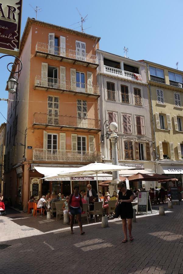 Vieille Ville 1 - Luca'S Apartment, 1 Bedroom, Max 2 Adults And 2 Kids Antibes Luaran gambar